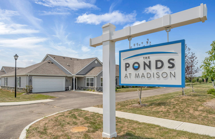 The Ponds at Madison Complex Sign